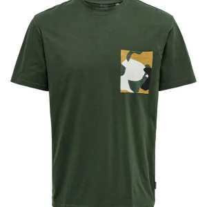 T-SHIRT CON TASCHINO CAMOUFLAGE - Col. verde