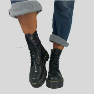 Dr. Martens con plateau Jadon