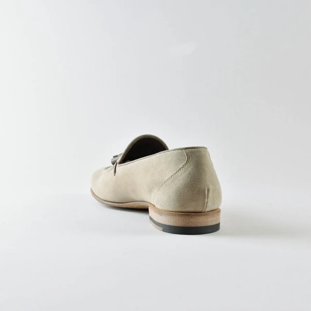 Franco Mocassino in Camoscio Sabbia con nappine - immagine 6