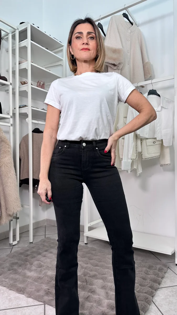 Jeans Flare Nero - immagine 6