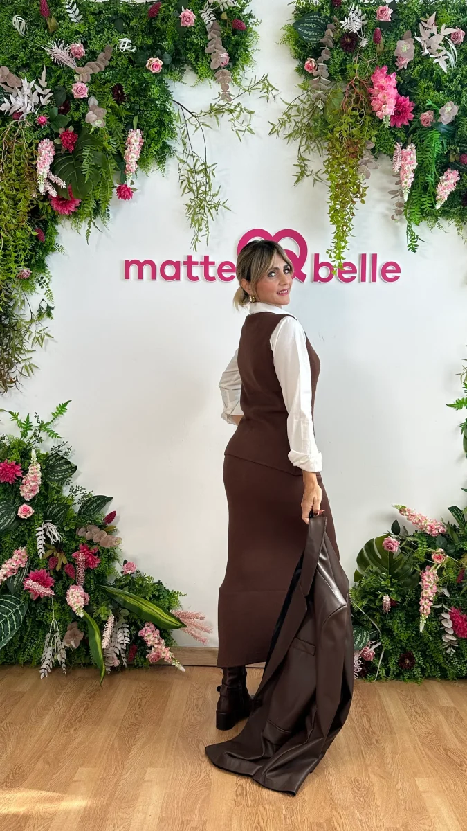 Coordinato Rose Giro Manica Marrone - immagine 4