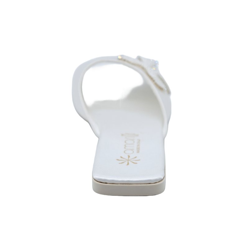 Alice: Ciabatte da Sposa a fascia in Raso Bianco con fiocco di perle e strass - immagine 4