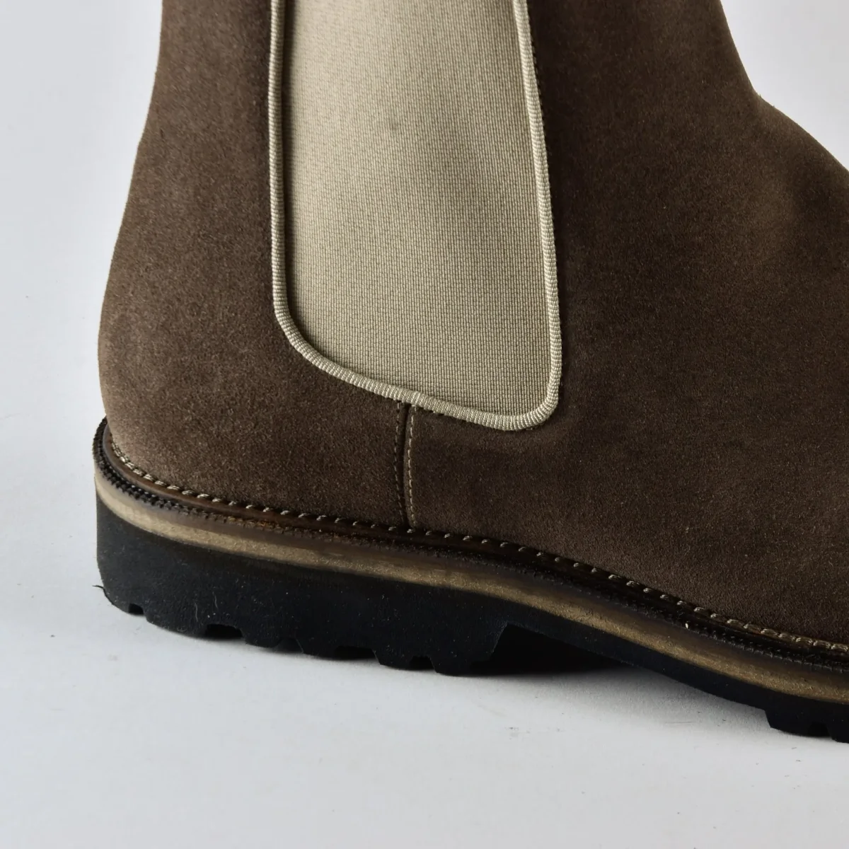 Chelsea Boot Sebastian in Camoscio Olive - immagine 3