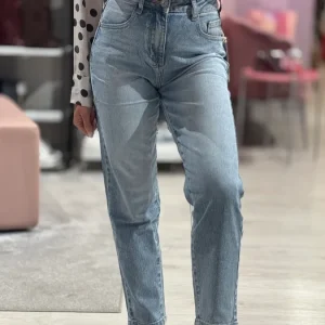 Jeans Mom