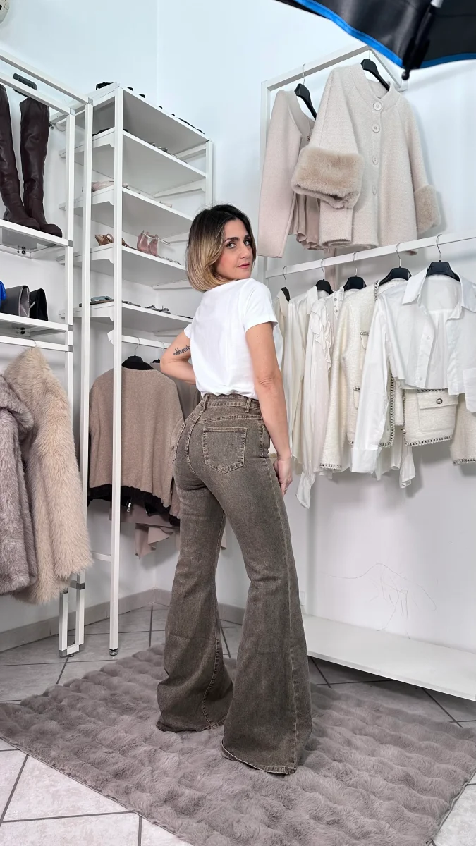 Jeans Flare Shape 70 sabbiato - immagine 4