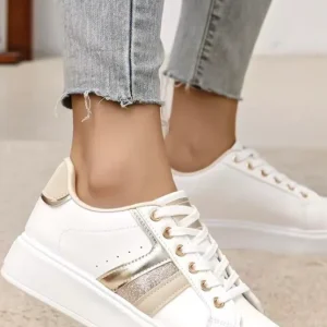 Sneakers Golden Hour