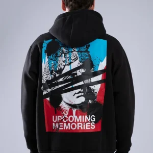 FELPA CON CAPPUCCIO "UPCOMING MEMORIES" - Col. Nero