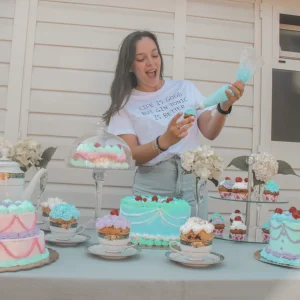 Lambeth t-shirt - LIFE IS GOOD BUT GIN TONIC IS BETTER