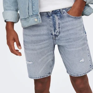 BERMUDA IN JEANS CON ROTTURE - LIGHT BLUE DENIM