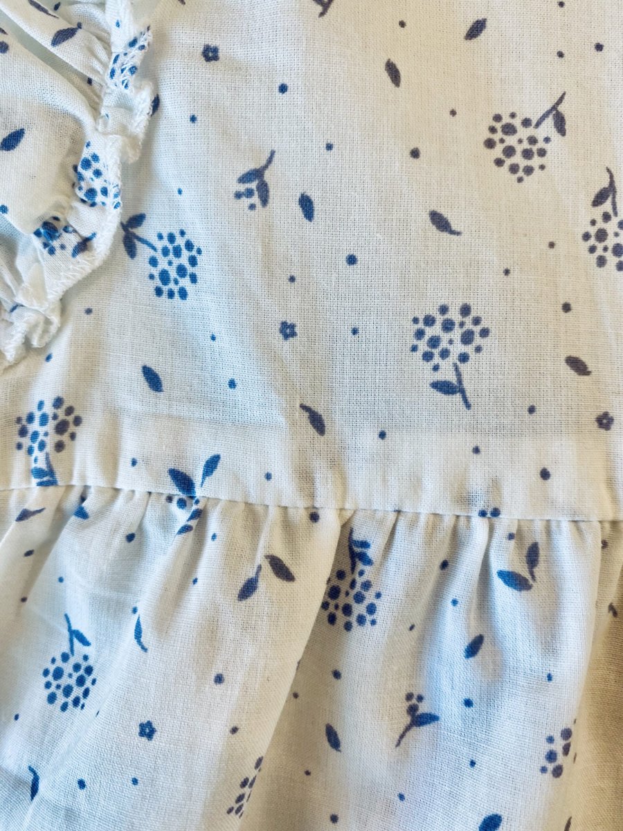 Abito da cerimonia bianco con fiori - immagine 8