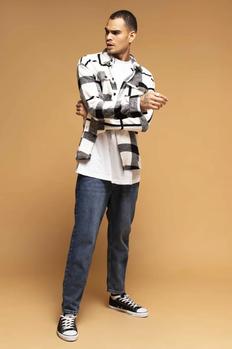 CAMICIA A QUADRI BIANCO E NERO - immagine 5