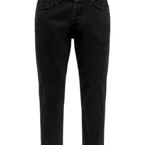 CARROT & CROPPED BLACK JEANS