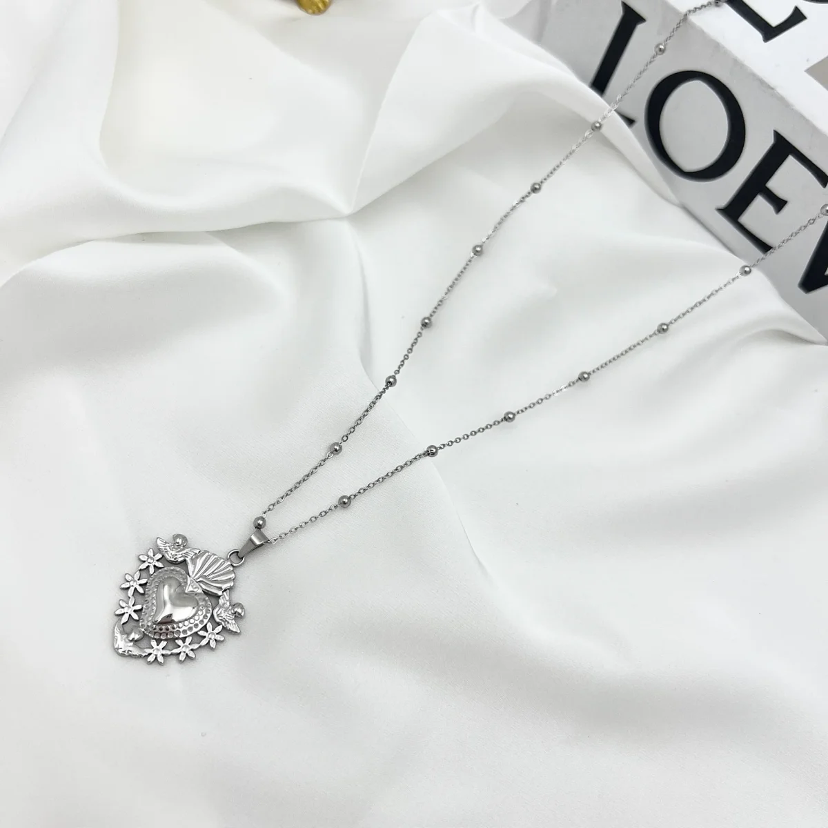 Collana lunga cuore sacro - immagine 4