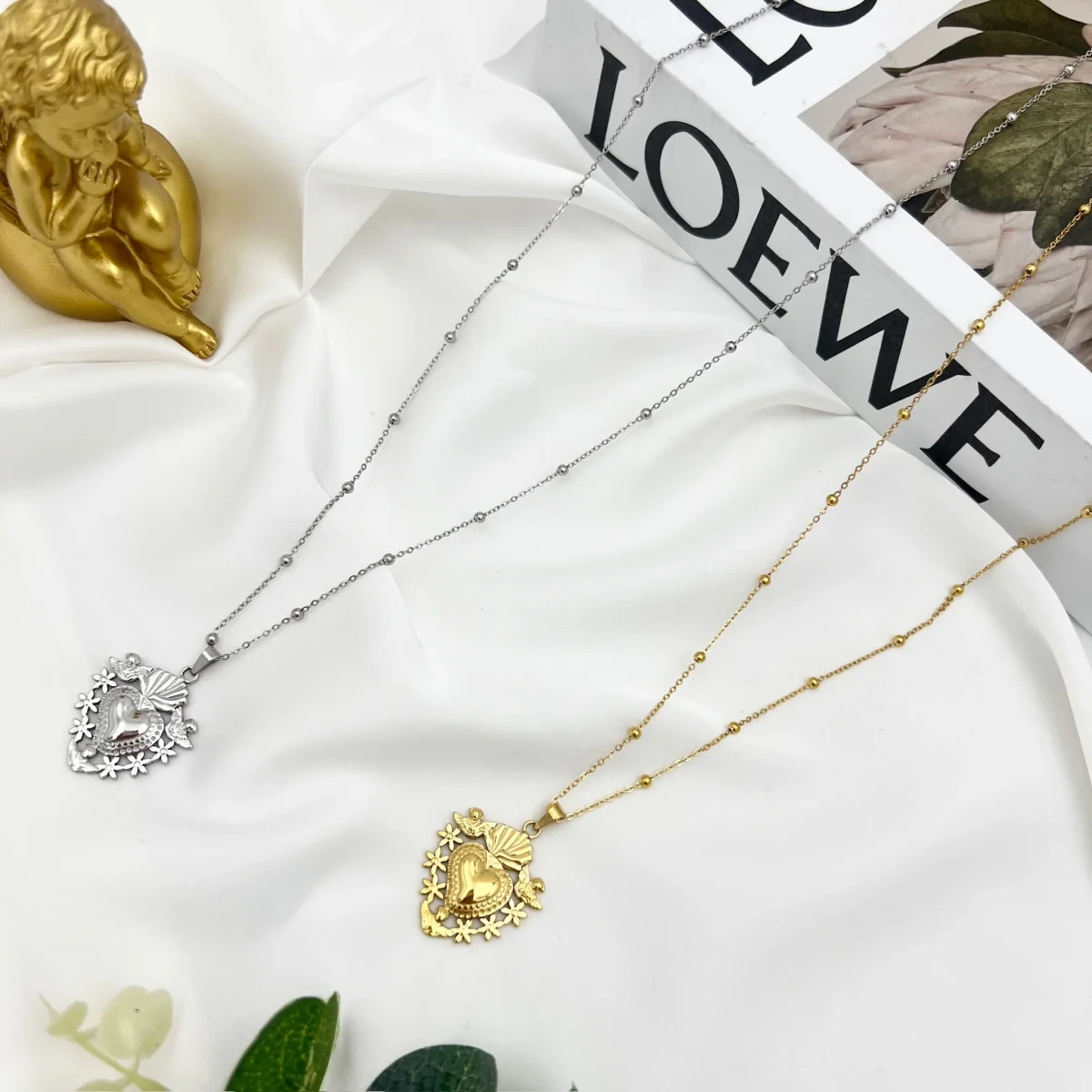 Collana lunga cuore sacro - immagine 2